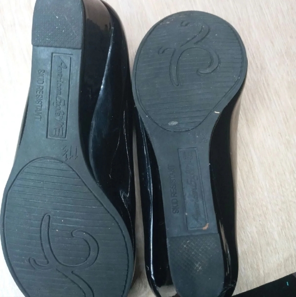 American Eagle - Picture 3 of 3